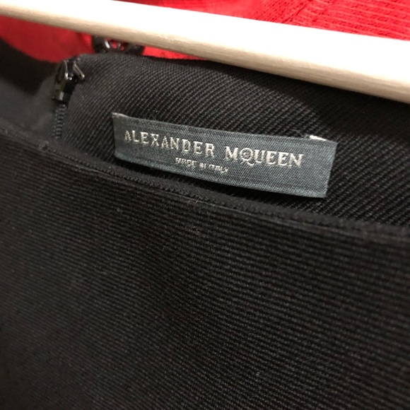 Alexander McQueen 2007 Wool Button Accent Knee Length Dress Size 12 - Picture 7 of 16